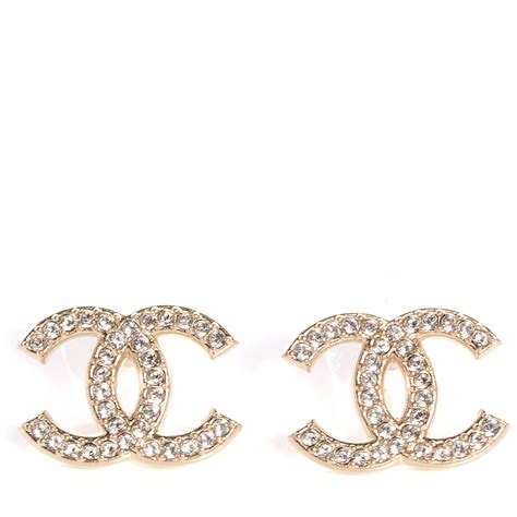 signature chanel earrings